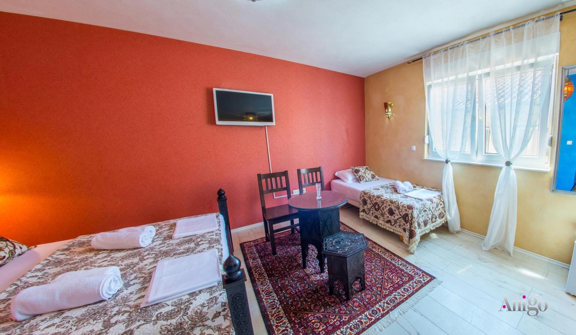 Apartments And Rooms Villa Sulejman Mostar Exterior foto